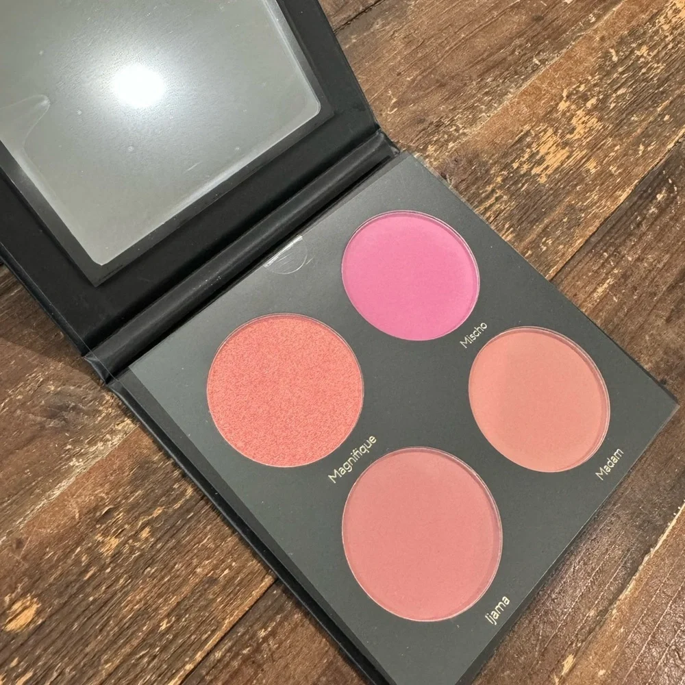 NIB Mischo Beauty Blush Palette-Limited Edition